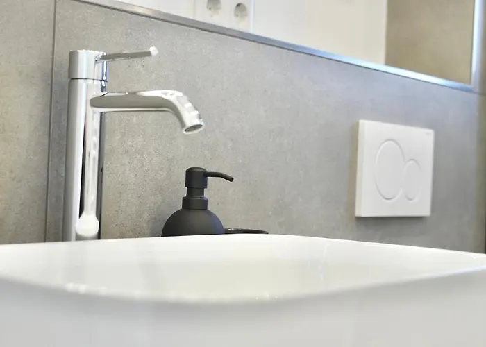 Appartement Modern & Zentral - 30 Min Bis Zur Messe In Koeln & Duesseldorf *