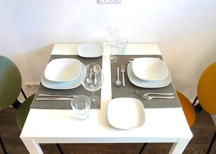 Modern & Zentral - 30 Min Bis Zur Messe In Koeln & Duesseldorf Appartement *